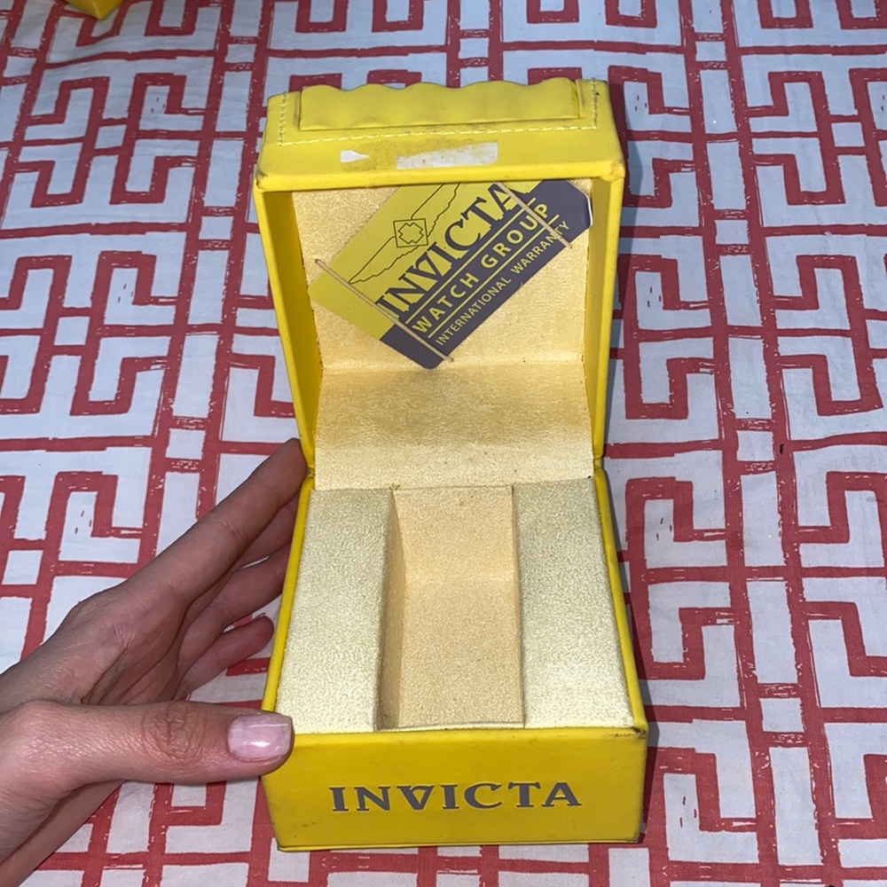 INVICTA watch case